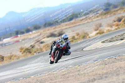 media/Nov-17-2024-CVMA (Sun) [[1fec520723]]/Race 11-Amateur Supersport Open/